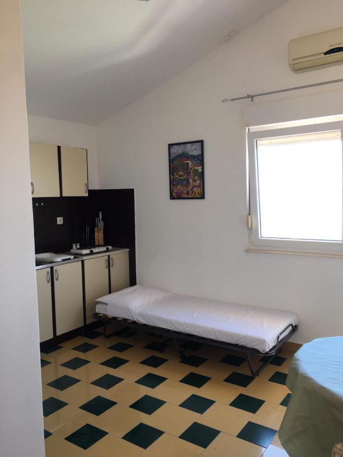 Apartmani Dario Podstrana Bagian luar foto