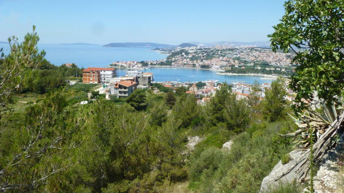 Apartmani Dario Podstrana Bagian luar foto